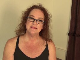 Frizzy-haired old whore shows her fiftysomething cunt