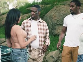 Gangbang with MILFs who love black dicks and outdoor sex