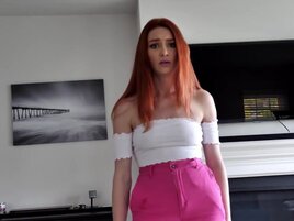 Lacy Lennon chooses to seduce an older guy in POV