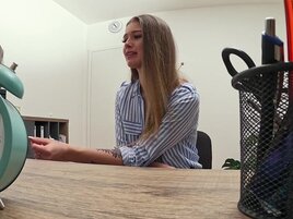 Pretty-faced office girl is going to deepthroat dick