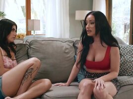 Jennifer White is going to fuck her stepdaughter harder
