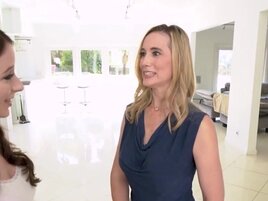 Stepfamily orgasms with the sexiest women out there