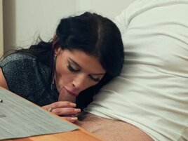 Brunette girl is going to bang his stepdad because she can