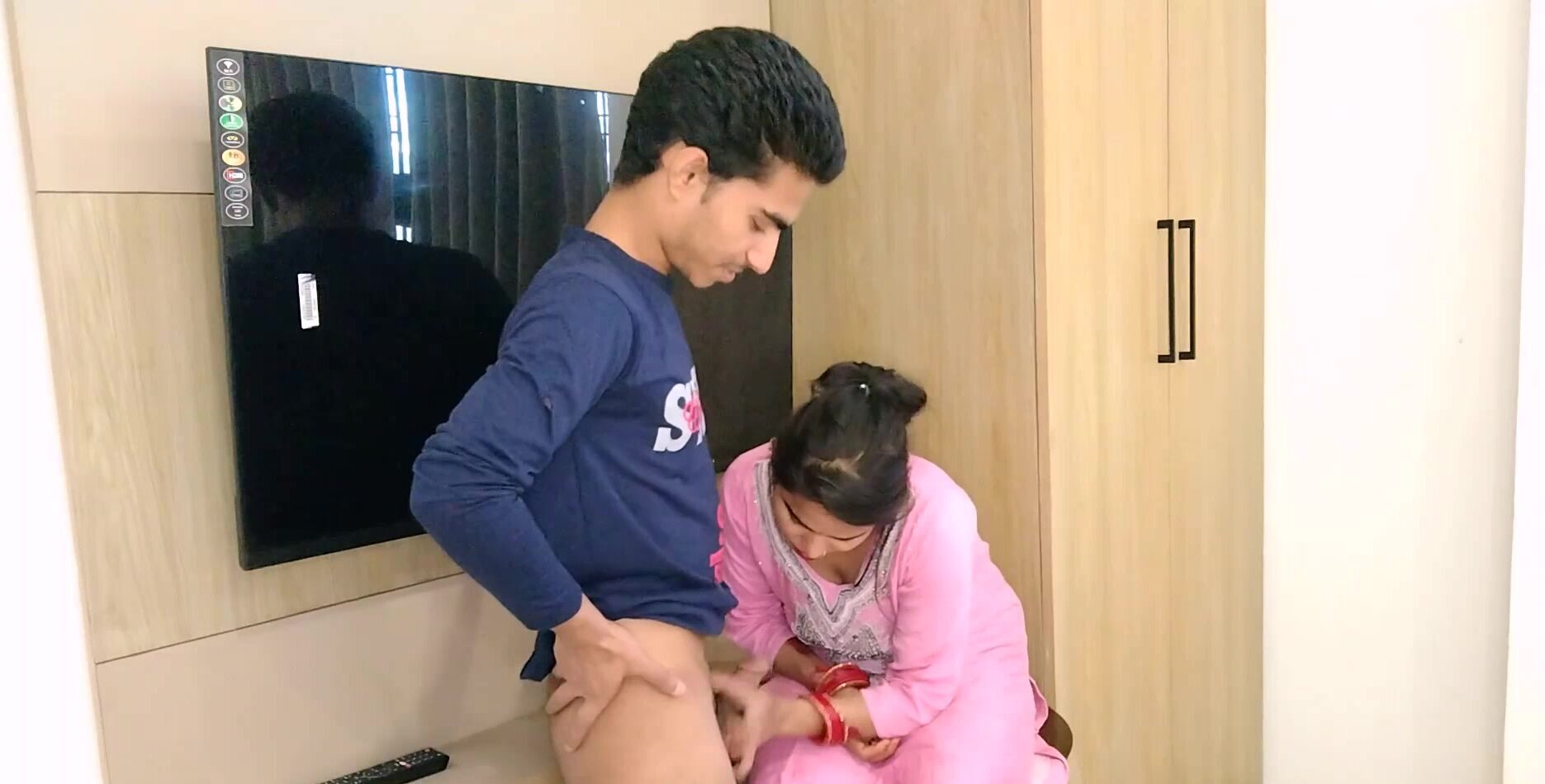 Indian girl with natural boobs fucked by her boyfriend
