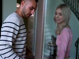 Jill Kassidy gets her feet worshipped before sex
