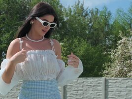 Asandra Dewy is eaten out and gives a blowjob