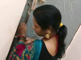 Indian babe with natural boobs has fun with her partner