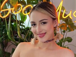 Oiled up beauty Isabelle Sky rocked by a big dong