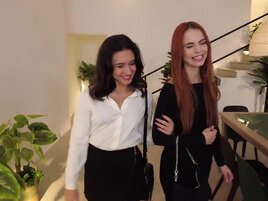 Foot fetish action with Lena Coxx and Sirena Milano
